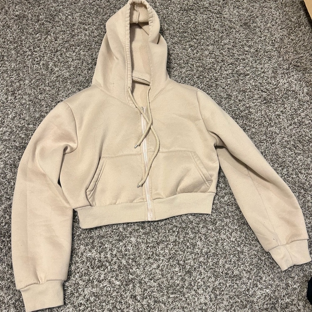Beige zip up cropped hoodie